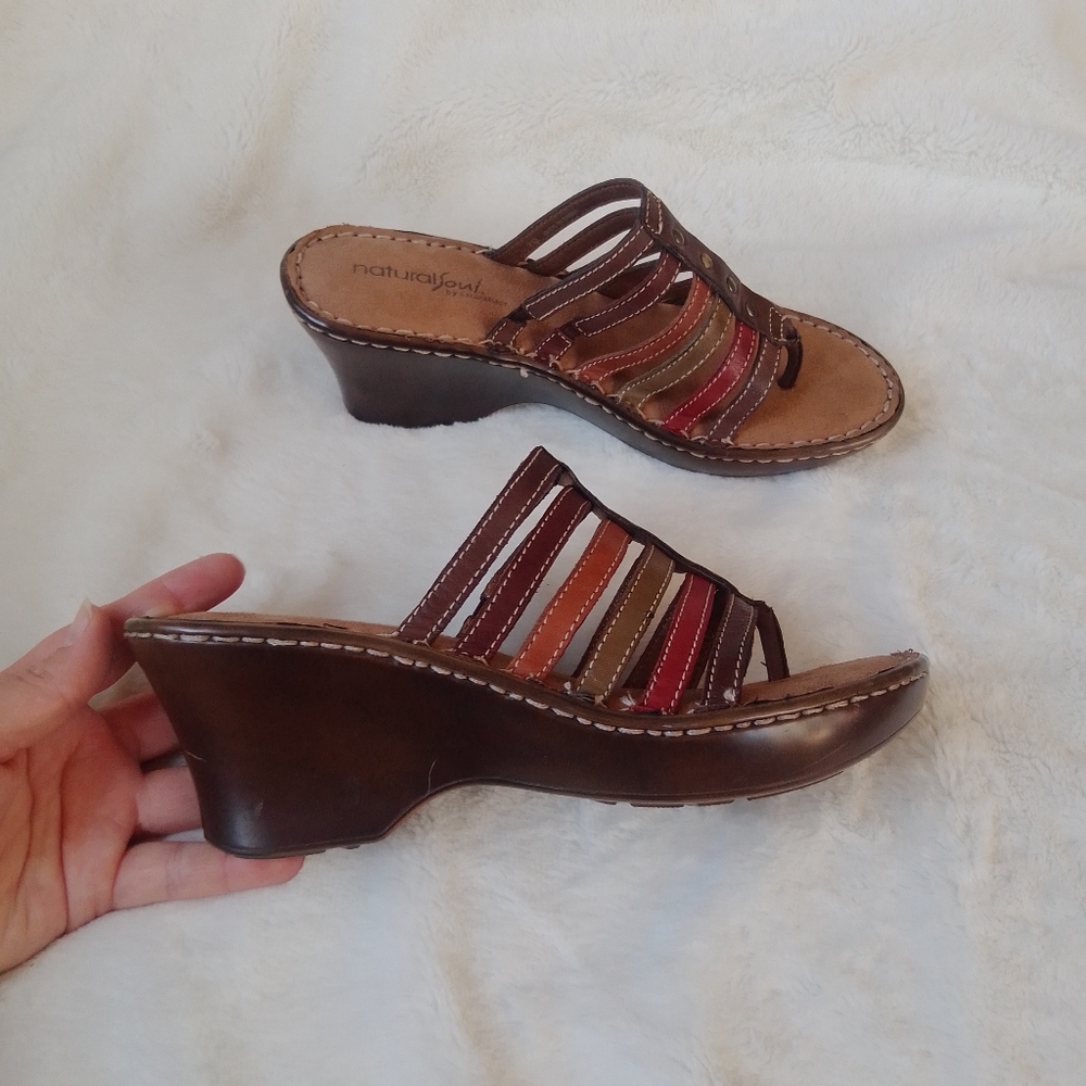 Natural Soul by Naturalizer marron colors slip on strapy sandals size 7M.
